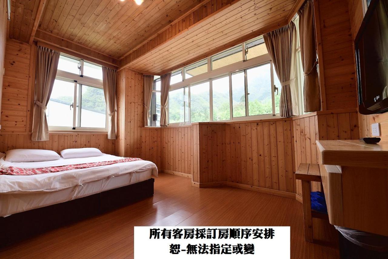 לוגו 溪頭桂竹山莊民宿 מראה חיצוני תמונה